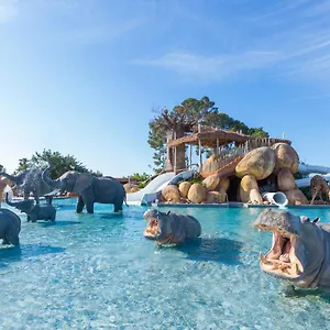 4* Semesteranläggning (resort) Sanguli Camping & Resort